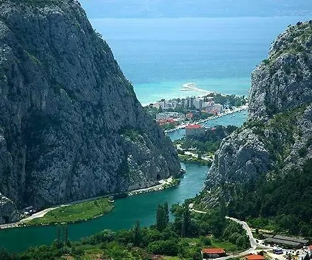 Roza Apartman Omiš