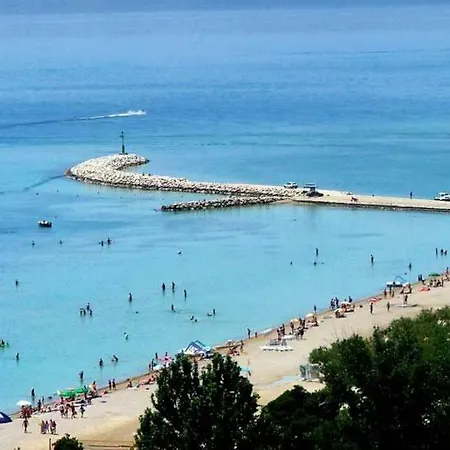 Roza * Omis