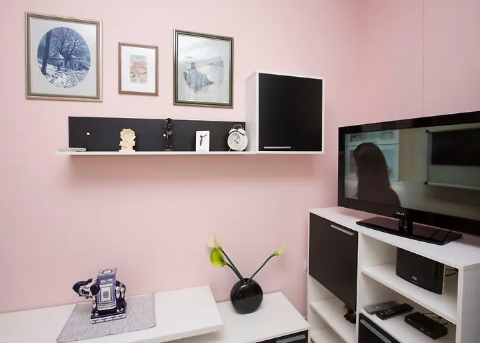 דירה Roza